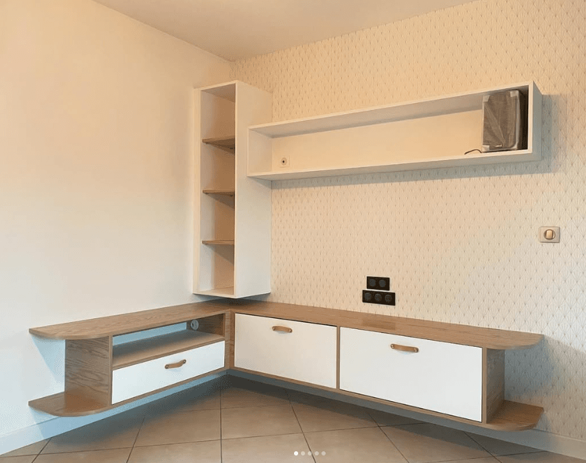 Meuble TV suspendu fini — finitions premium