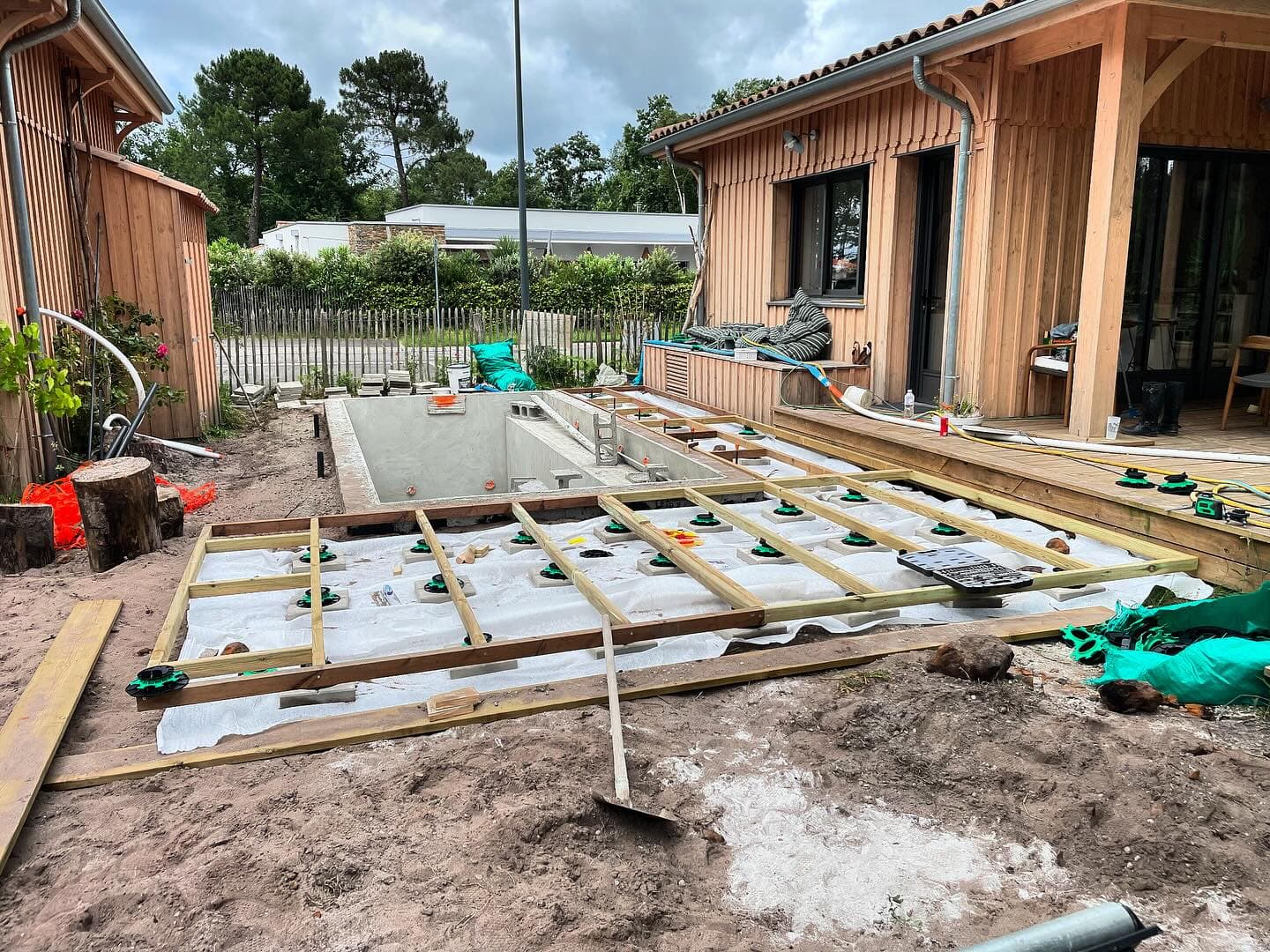 Terrasse en construction — travaux en cours
